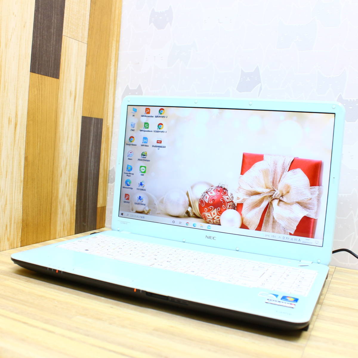 AH550⁄5B⁄アーバンホワイト 最新 ☆超美品・Office搭載☆LIFEBOOK Core 
