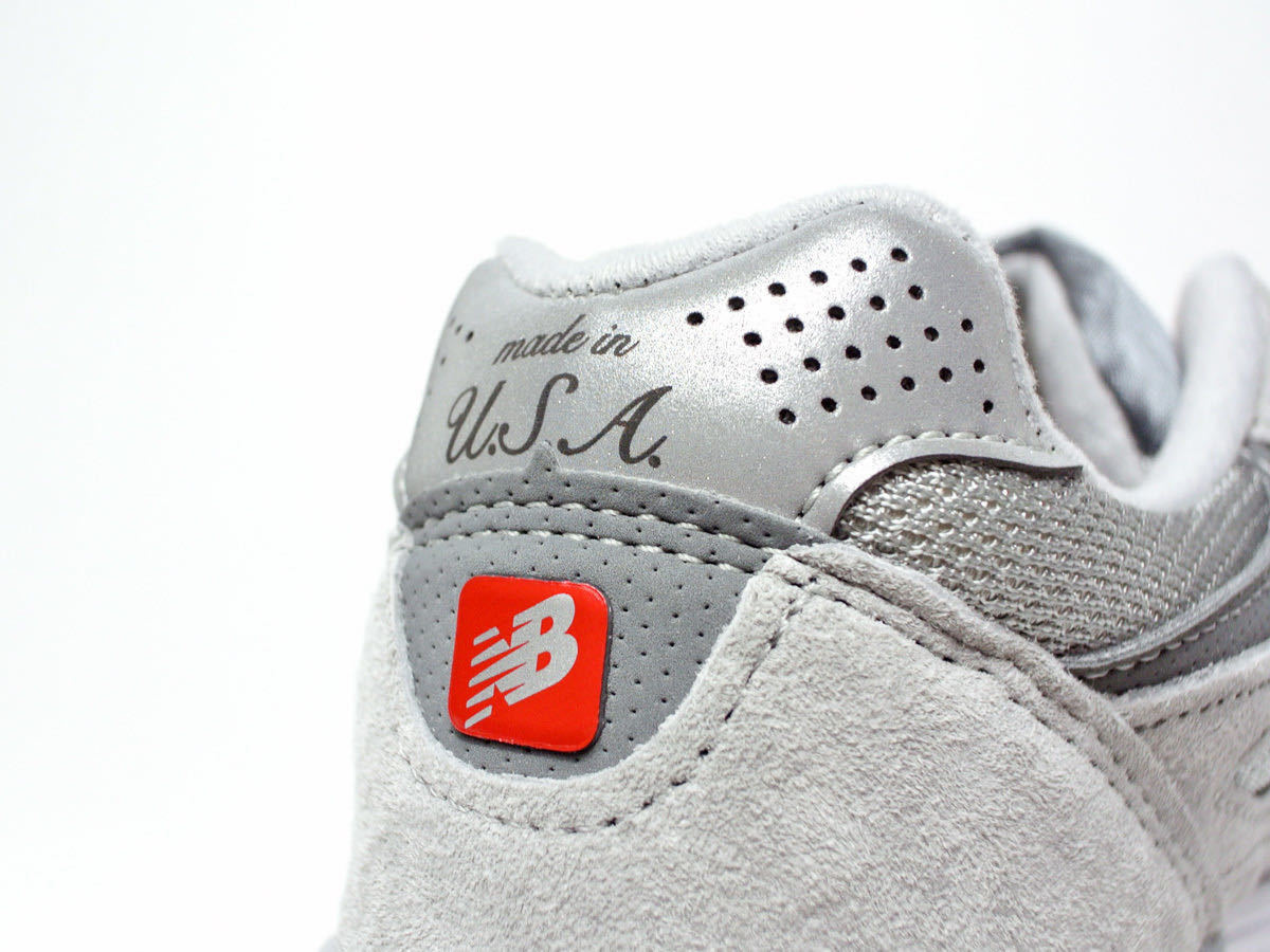 2021デッドストック！40周年記念限定カラーM990V3【NEW BALANCE 