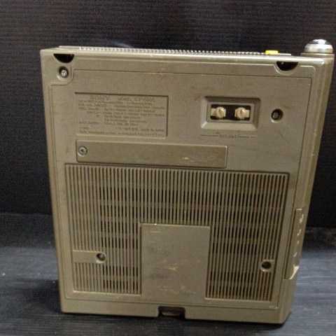 【爆買い，新作登場】 SNNY ICF-5900 ACアダプター・イヤフォン付　スカイセンサー BCLラジオ ソニー 
