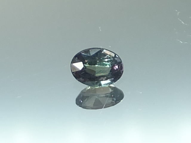 【23306】■良好なカラーチェンジ■天然アレキサンドライトルース0.12ct　ソーティングメモ付