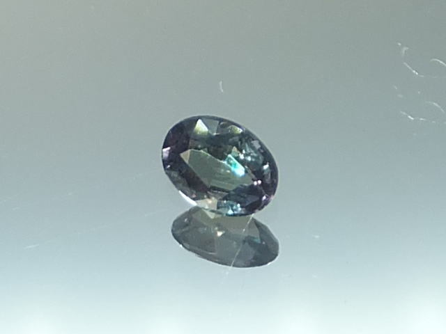 【23306】■良好なカラーチェンジ■天然アレキサンドライトルース0.12ct　ソーティングメモ付