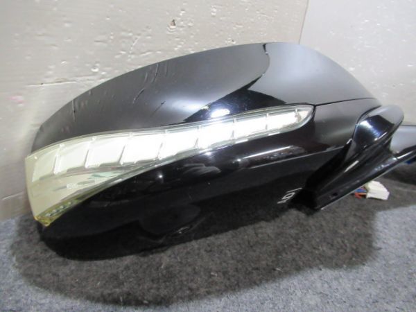 日産 フーガ Y51前期純正ウインカー付きドアミラー （25686 Y51 