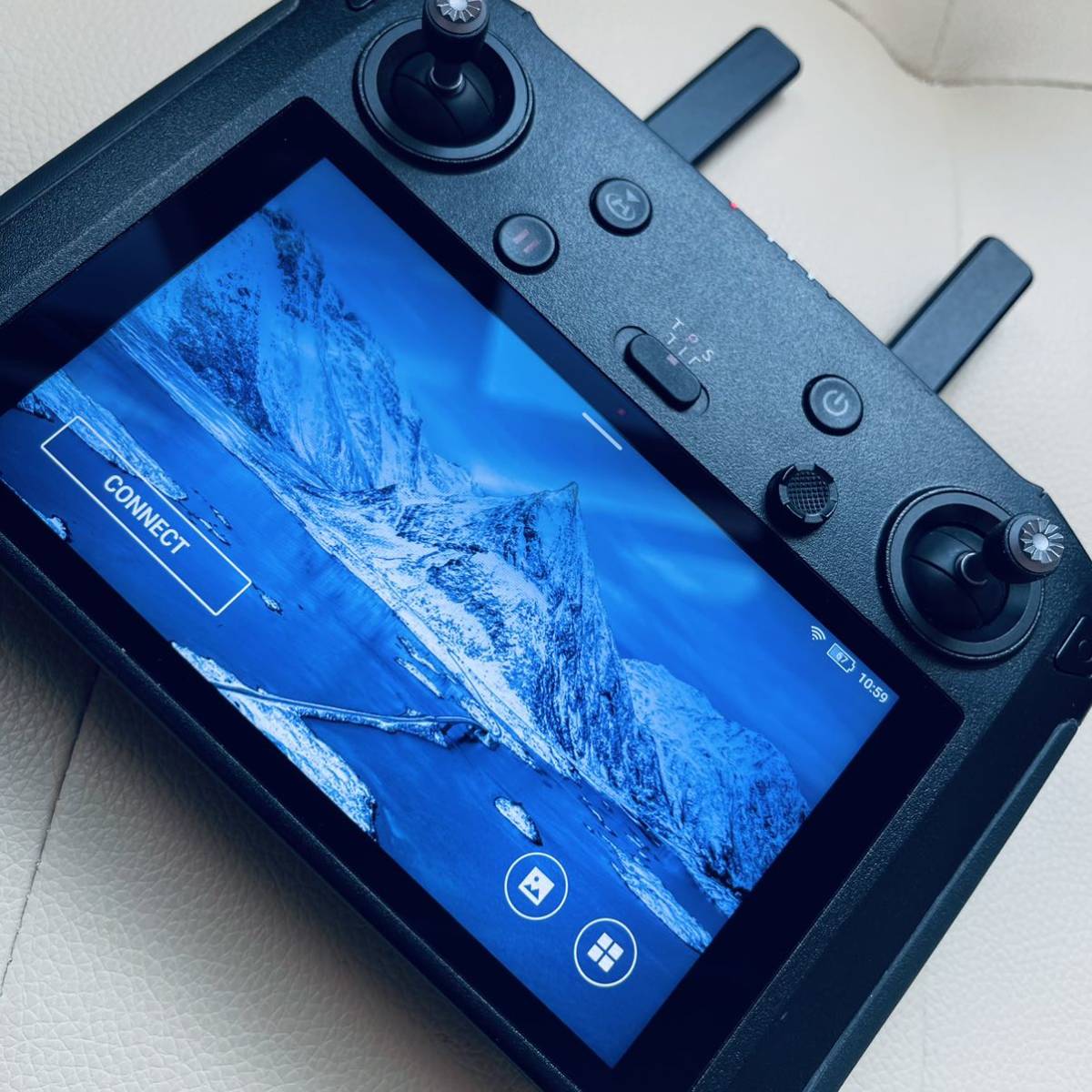【大得価，定番】 DJI スマート送信機 / スマートコントローラー(パーツ、アクセサリー)｜売買されたオークション情報、yahooの商品情報をアーカイブ公開 - オークファン パーツ、アクセサリー