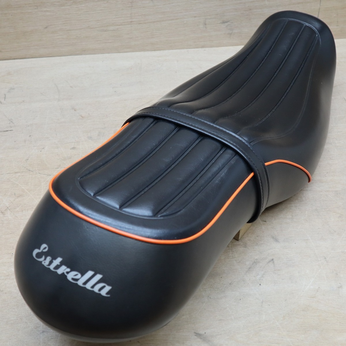 カワサキ ESTRELLA/エストレヤ 250 純正 ダブルシート メインシート 