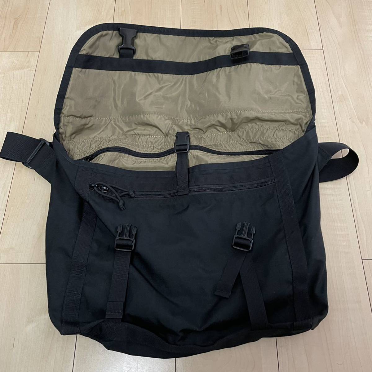 BRIEFING × MHL ブリーフィング MHL 別注メッセンジャーバッグ 【公式