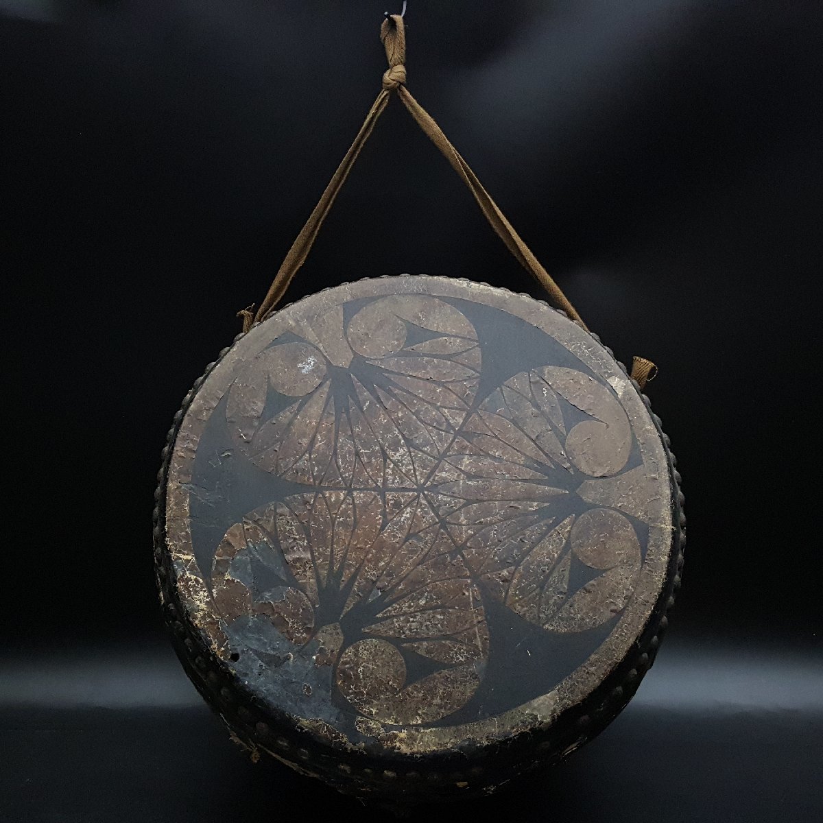 宝蔵】旧家蔵出し 江戸時代 徳川家 三つ葉葵紋 陣太鼓 約40cm 1円(雑貨