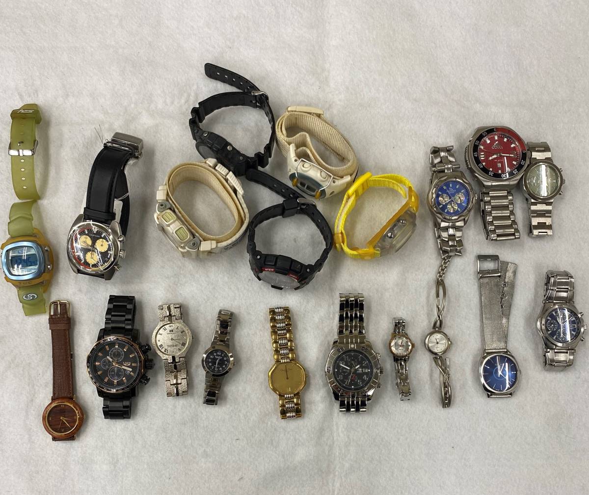 ☆【1円～処分】① ジャンク品 ブランド メーカー色々 腕時計 まとめ 