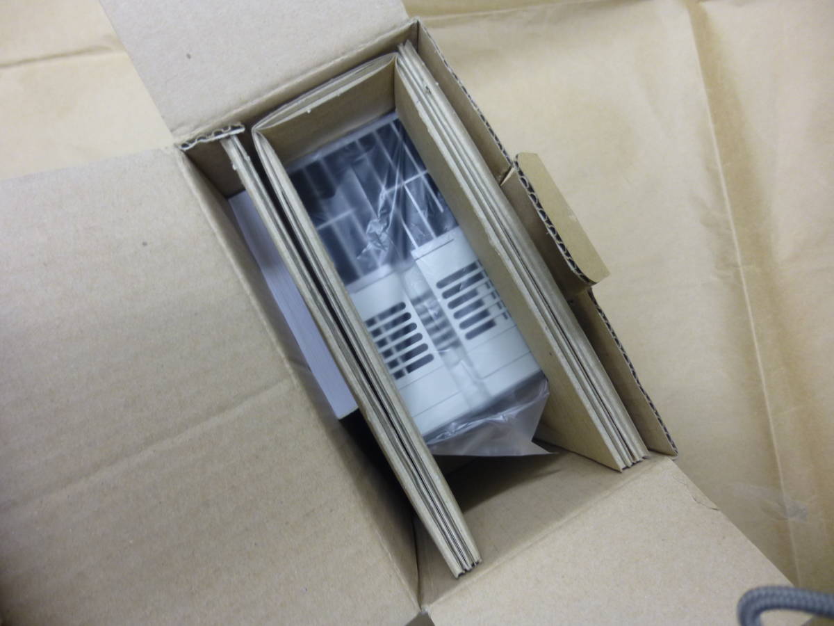 三菱電機 インバータ FR－E520－0．75K 新品未使用保管品 FR