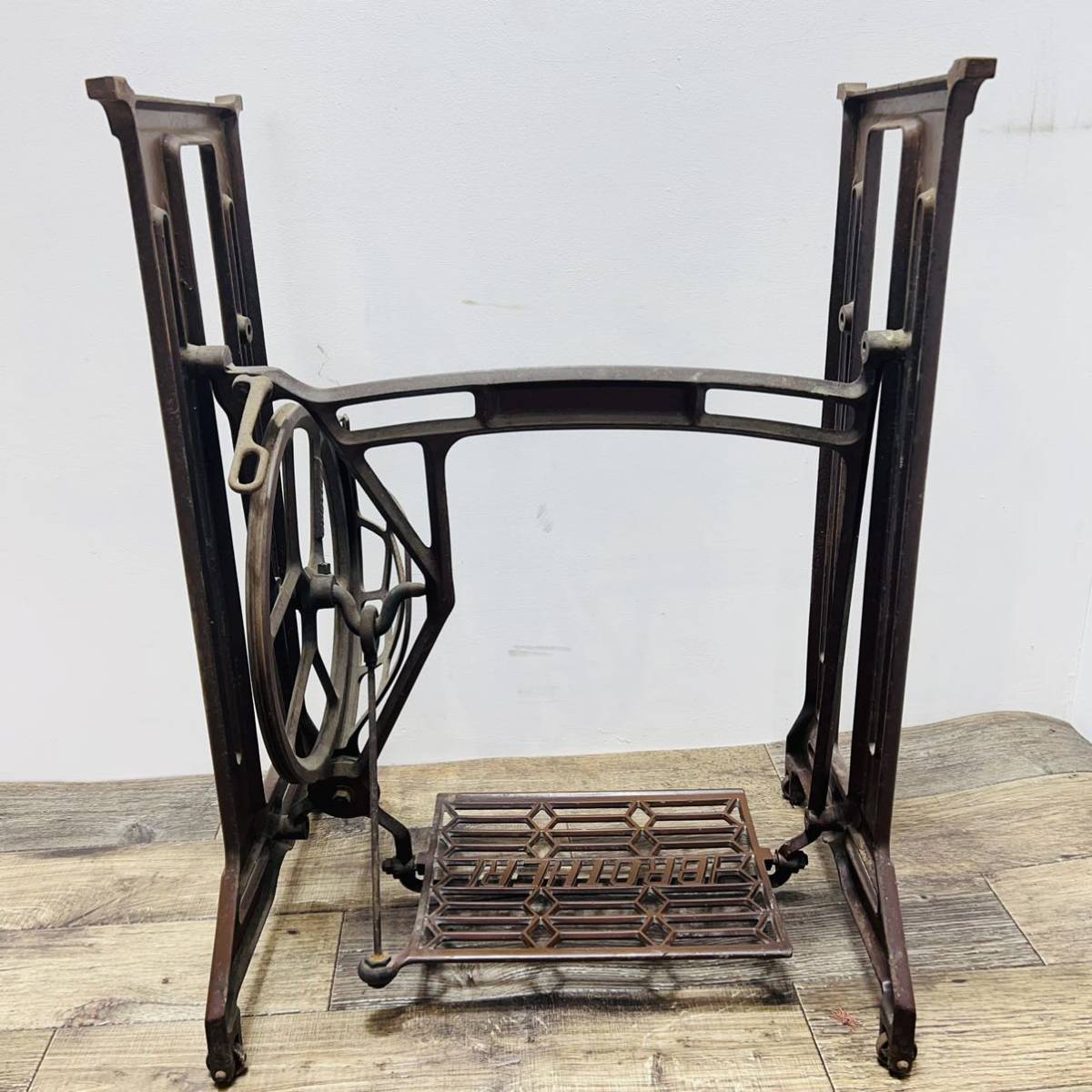 220121-66 昭和レトロ BROTHER ブラザー ミシン台 足踏みミシン台 職業 ...