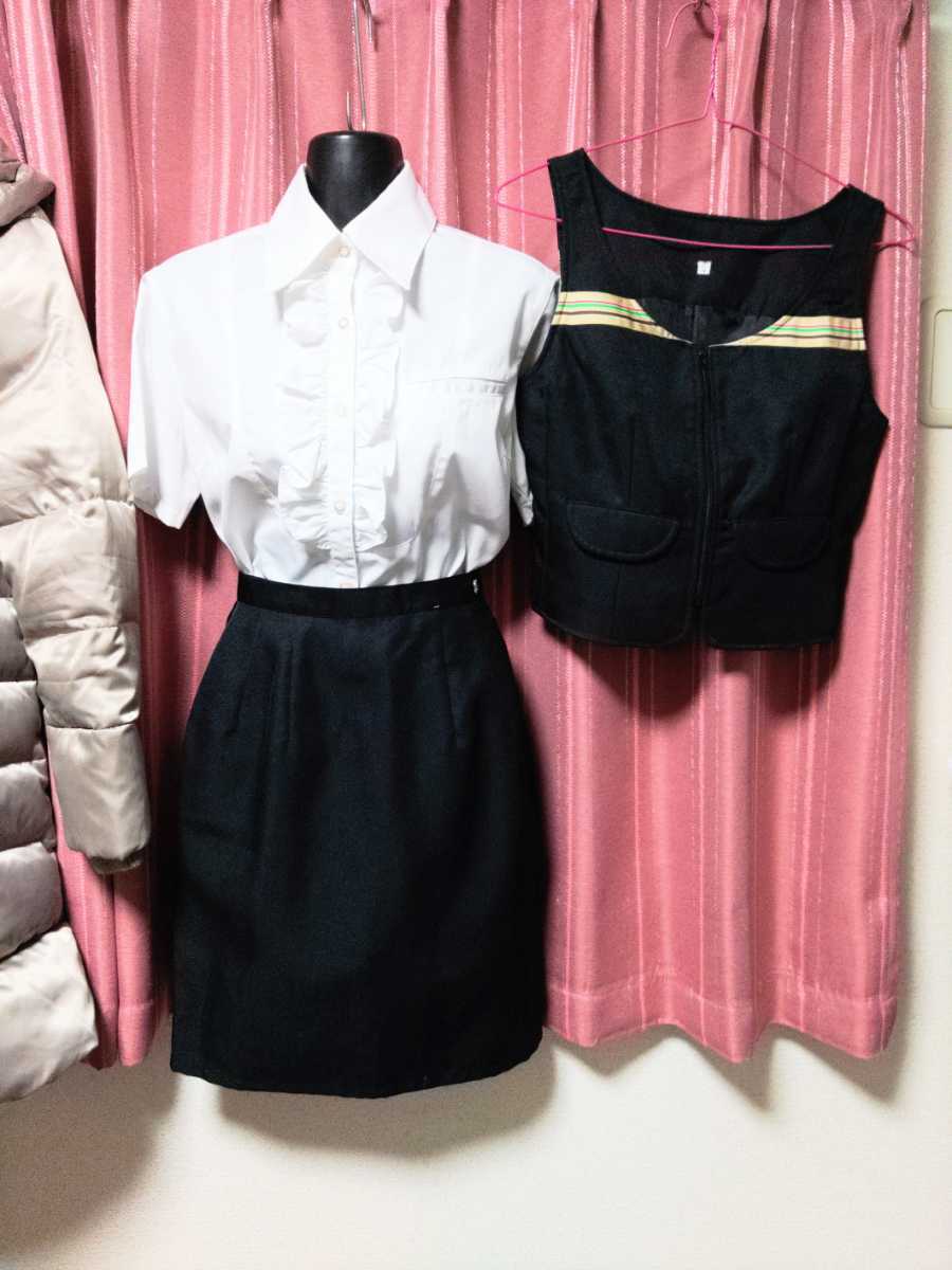 マクドナルド 制服 スター ユニフォーム マック 店員 ファミレス