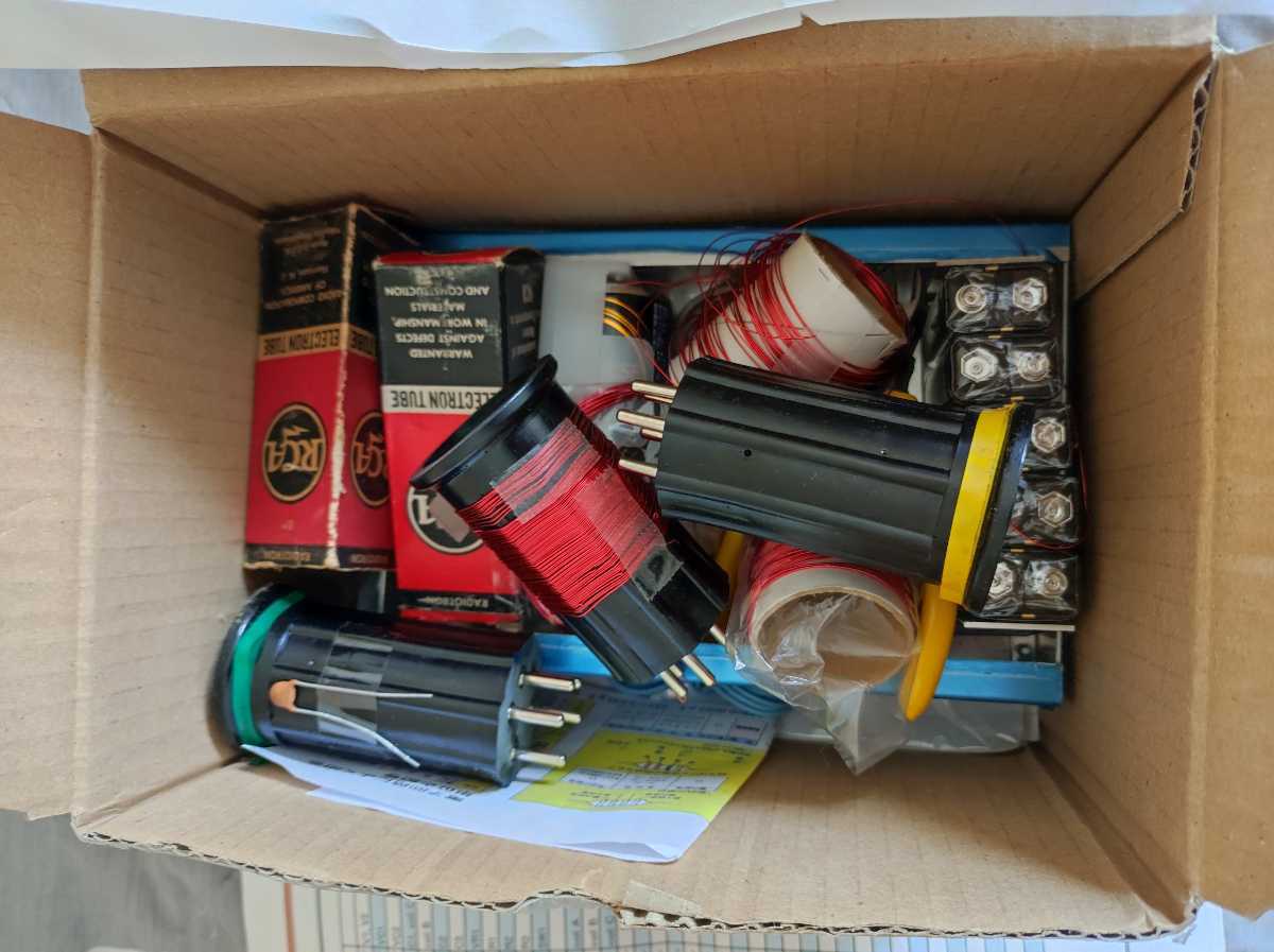 ハムズオフィス製 HK-2 Ｏ-Ｖ-１中・短波受信機キット ハムズオフィス製 HK-2 O-V-1中・短波受信機キット KIT