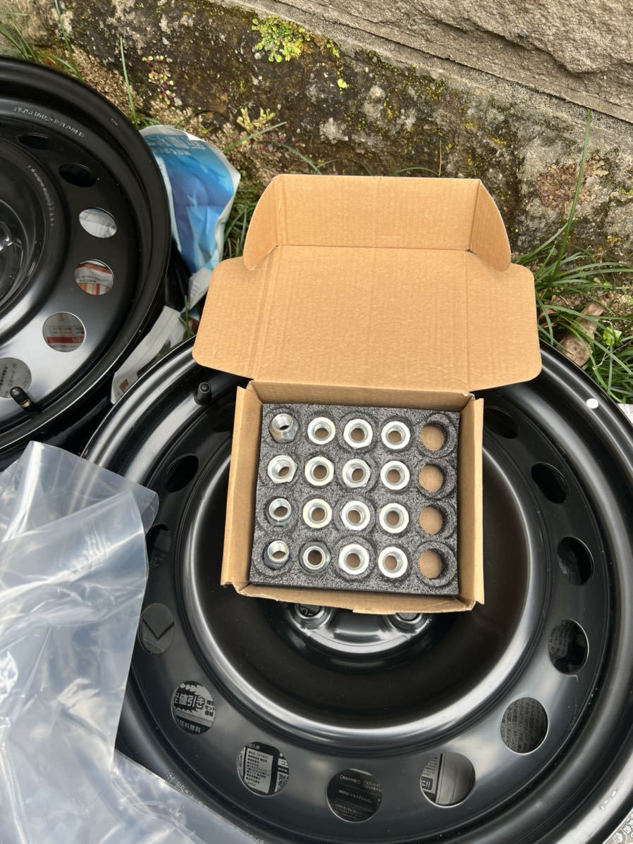 TOYOTA トヨタ RAIZE ライズ 純正スチール 鉄ホイール キャップ ナット