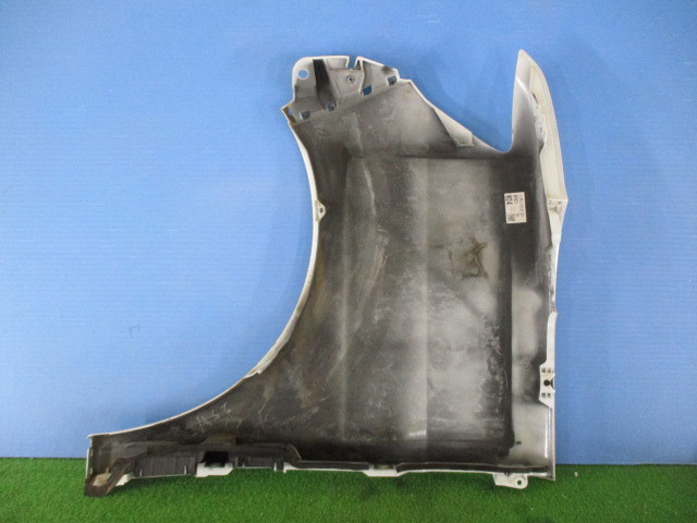 LA600S ダイハツ タント 《 》 純正 右 右フェンダー 53801-B2052