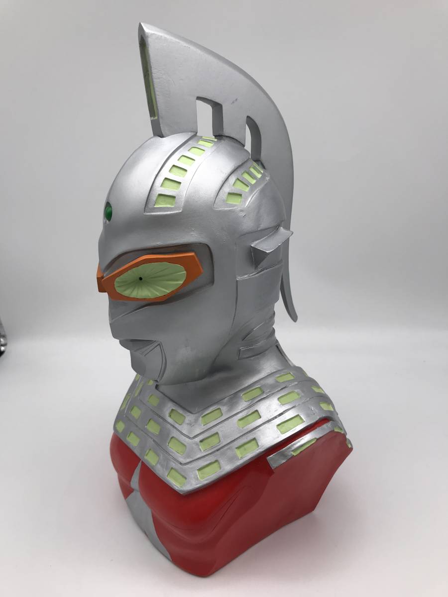 生誕30周年記念 ウルトラセブン 胸像 M1号 生誕30周年記念 渇い