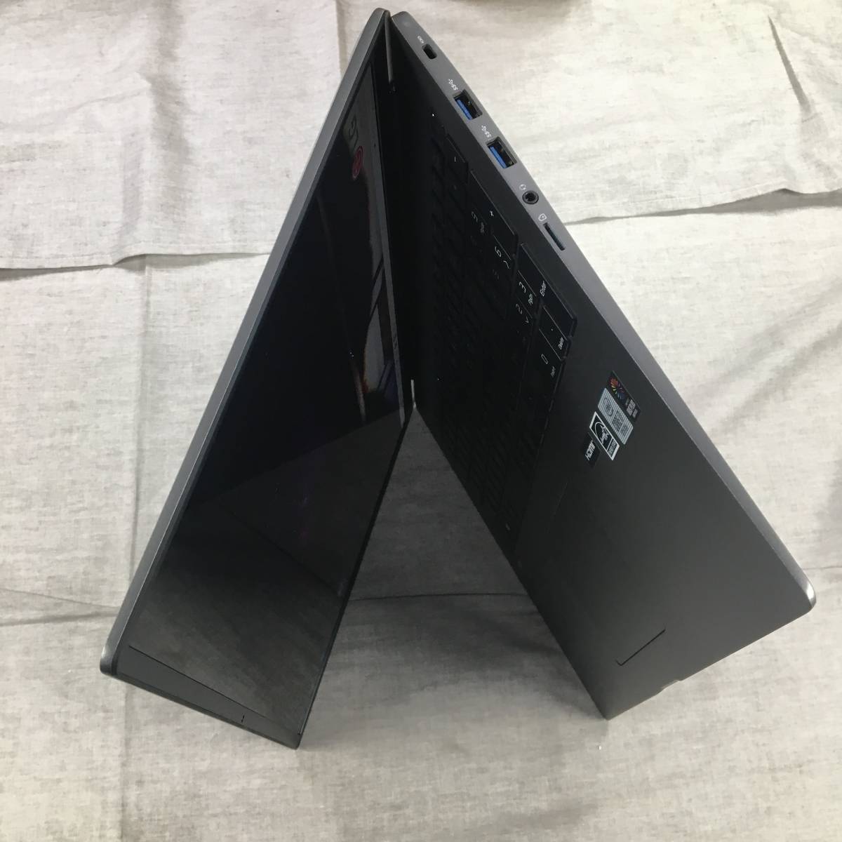 現状品 LG ノートパソコン gram 1350g/バッテリー約19.5時間/第10世代 