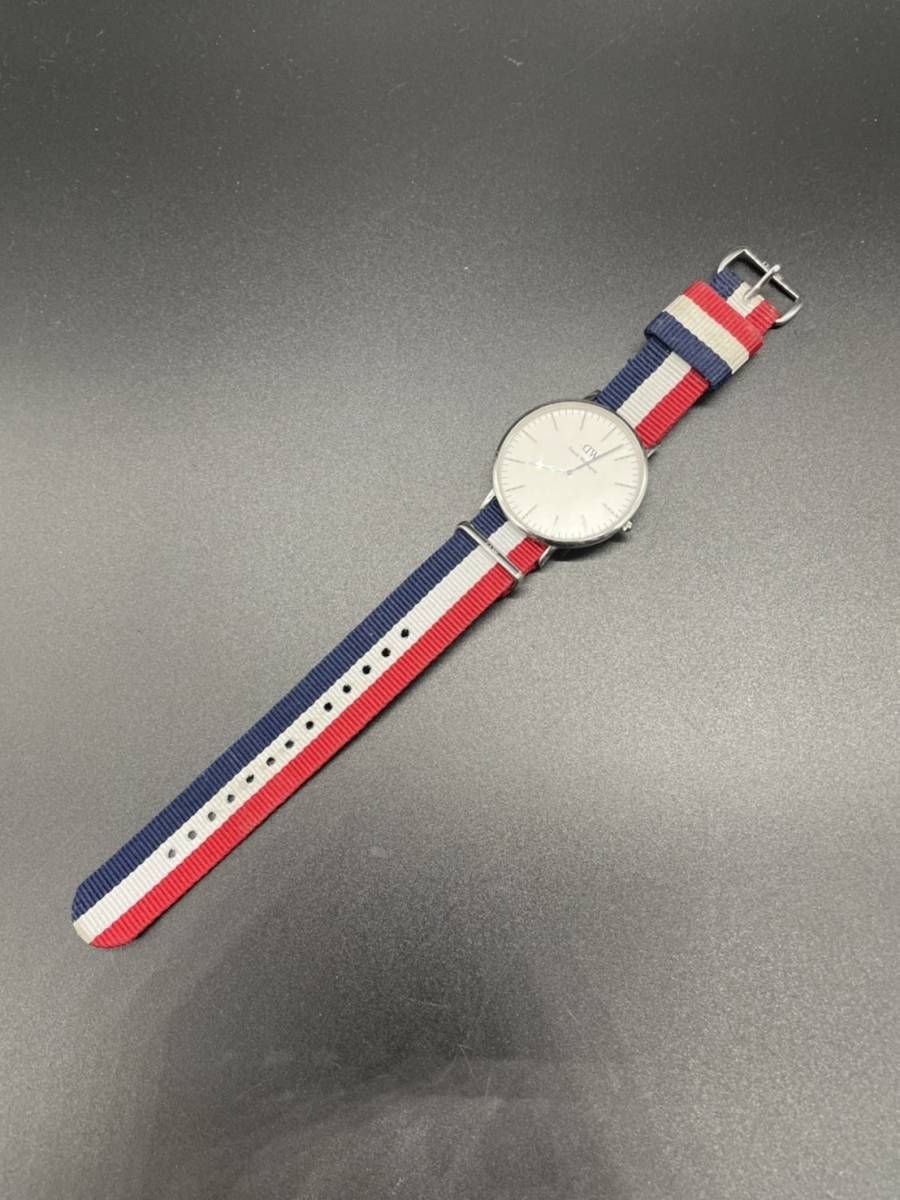 Danielwellington ダニエルウェリントン Dw 40mm Natoベルト トリコロール 2針 時 分 売買されたオークション情報 Yahooの商品情報をアーカイブ公開 オークファン Aucfan Com