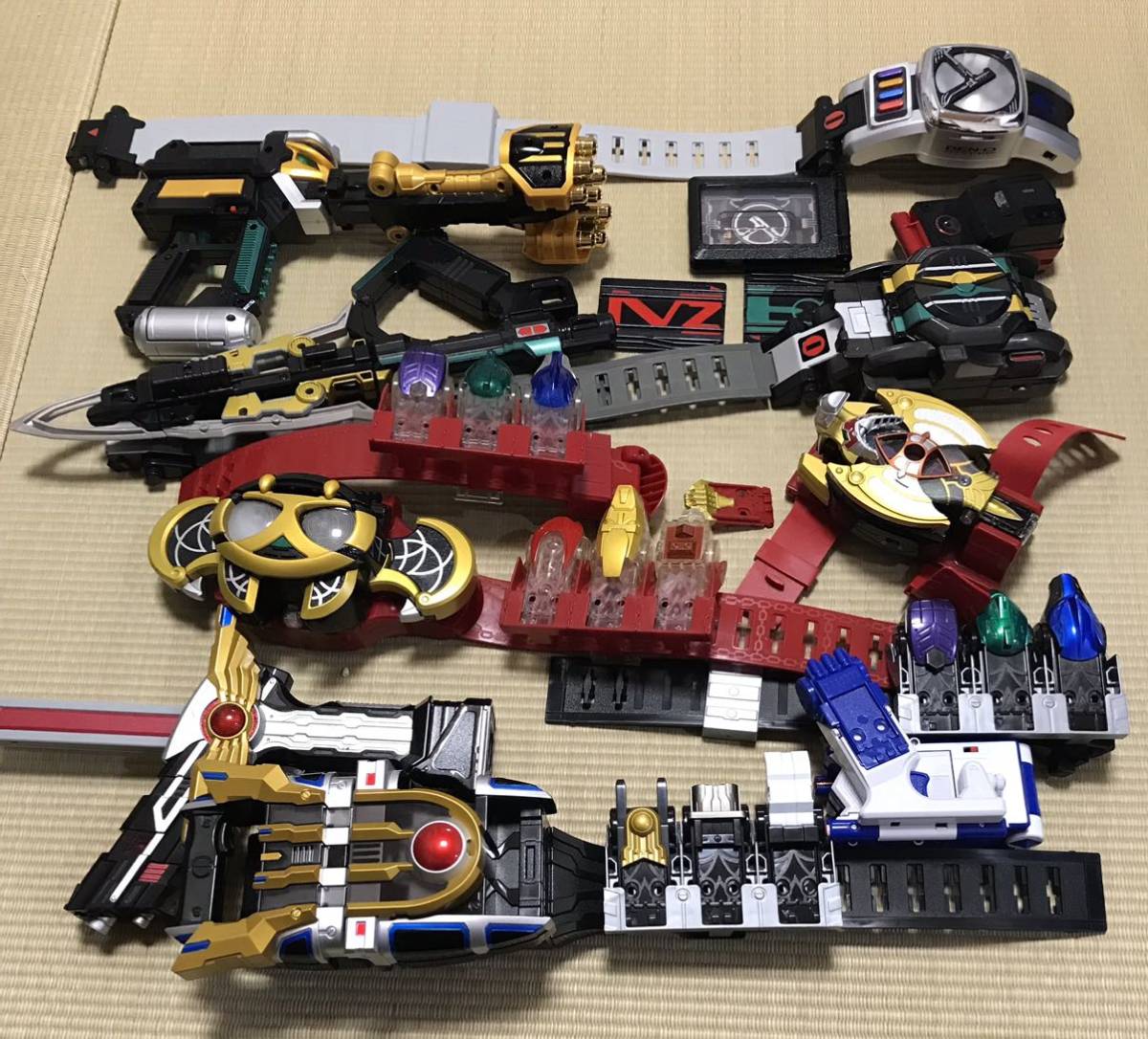 仮面ライダー 変身ベルト 電王 ゼロノス キバ イクサ アイテムも 