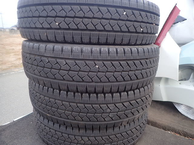 品質保証，SALE バリ溝 ブリヂストン ブリザック VL1 165R13 LT 6PR 2017年製 4本(中古品)｜売買されたオークション情報、yahooの商品情報をアーカイブ公開 - オークファン 13インチ