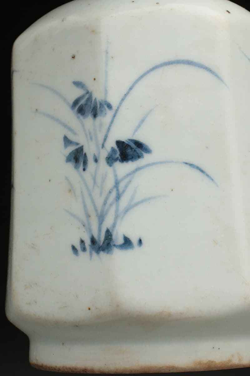 CZ701 朝鮮古美術 李朝 白磁染付 草花文 八角面取徳利 高