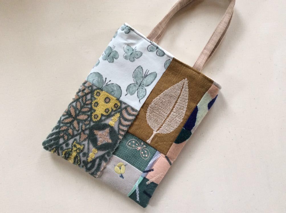 ミナペルホネン 生地使用 ballade パッチワークお散歩トートバッグ