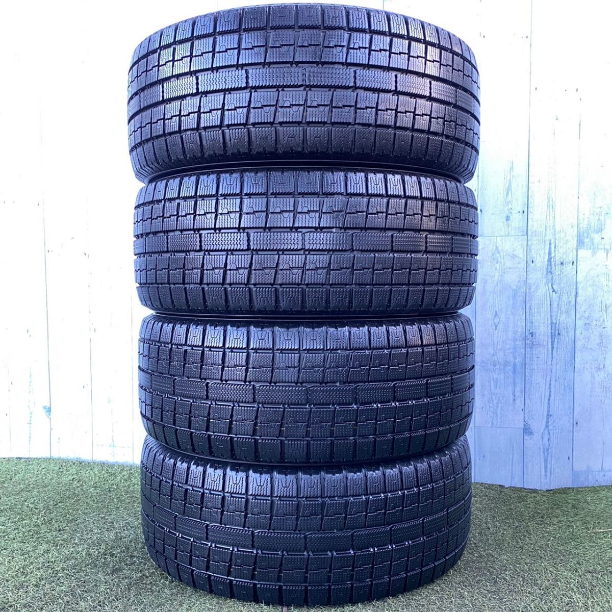 【SALE対象商品】オススメ度:★★★★☆ TOYOトーヨータイヤ GARIT G5 235/45R17 94Q 15年製 4本 8分山 220128-10N
