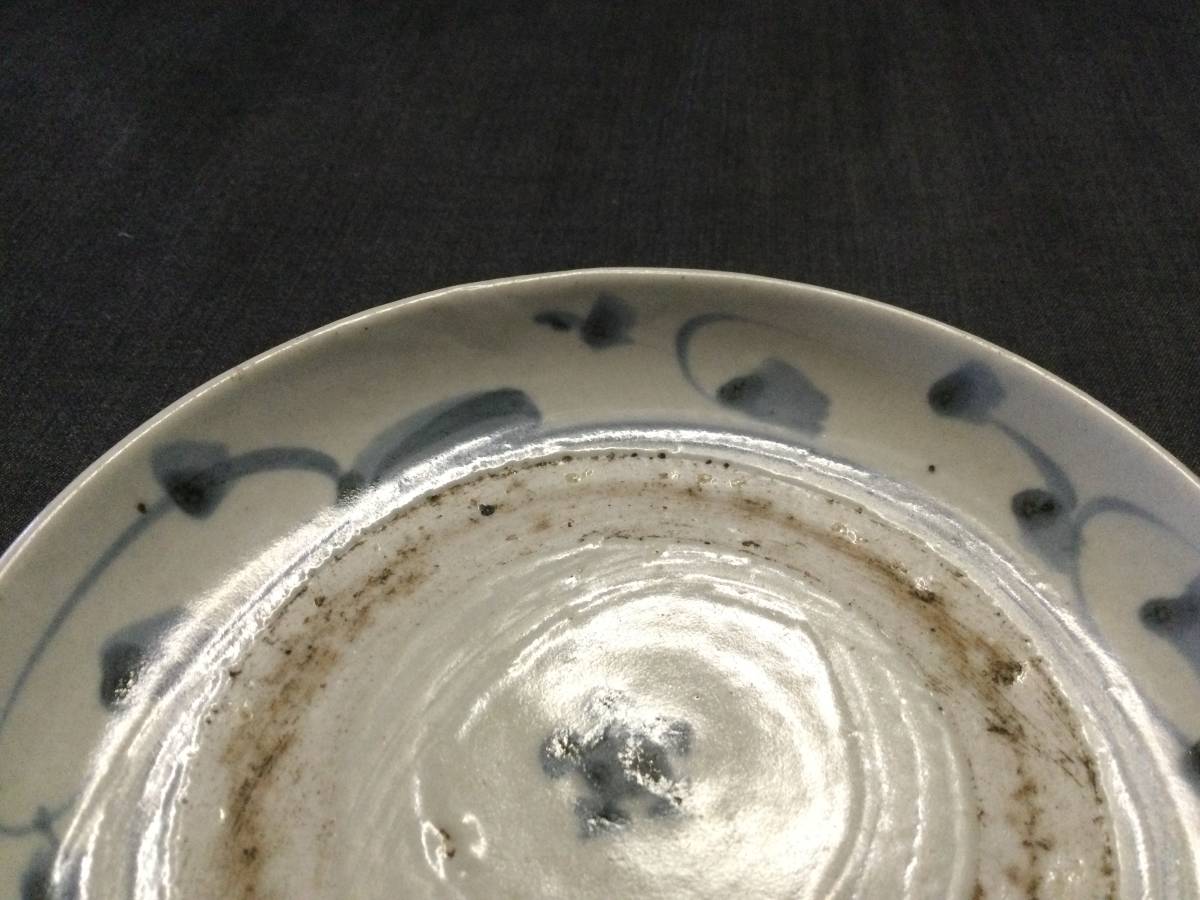 染付 古伊万里 | 草花文 くらわんか皿 江戸後期 D765 iichi 日々