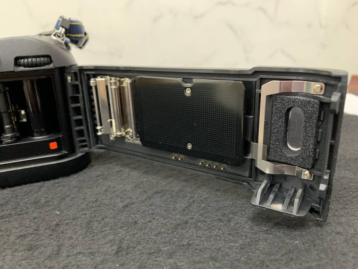 Nikon ニコン F100 フィルムカメラ ボディ ジャンク品 Nikon F100