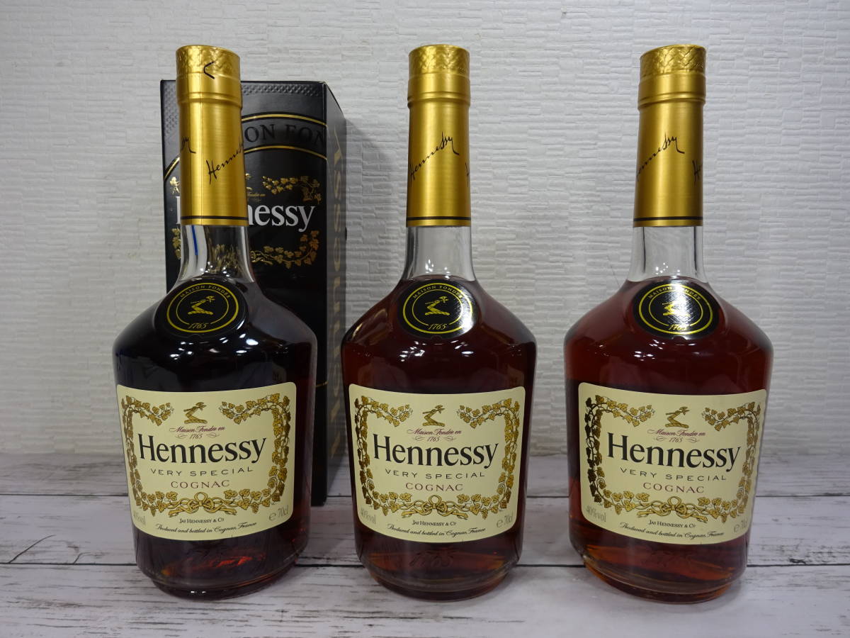 ヘネシー 700ml コニャック V.S Hennessy ベリースペシャル SPECIAL