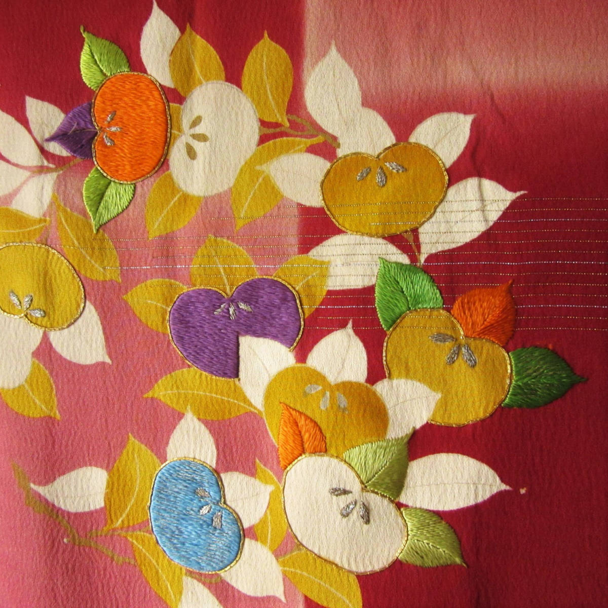 ☆梅・桜・橘花の丸柄 アンティーク羽織 市松模様 刺繍 着物 大正 