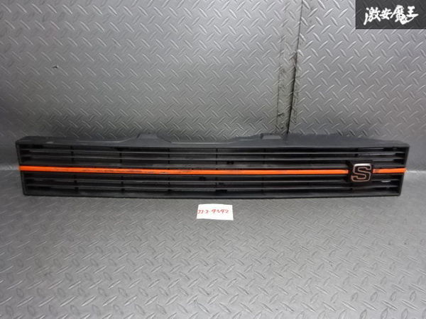売り切り トヨタ 純正 塗装品？ KP61 スターレット 角目用 フロント 