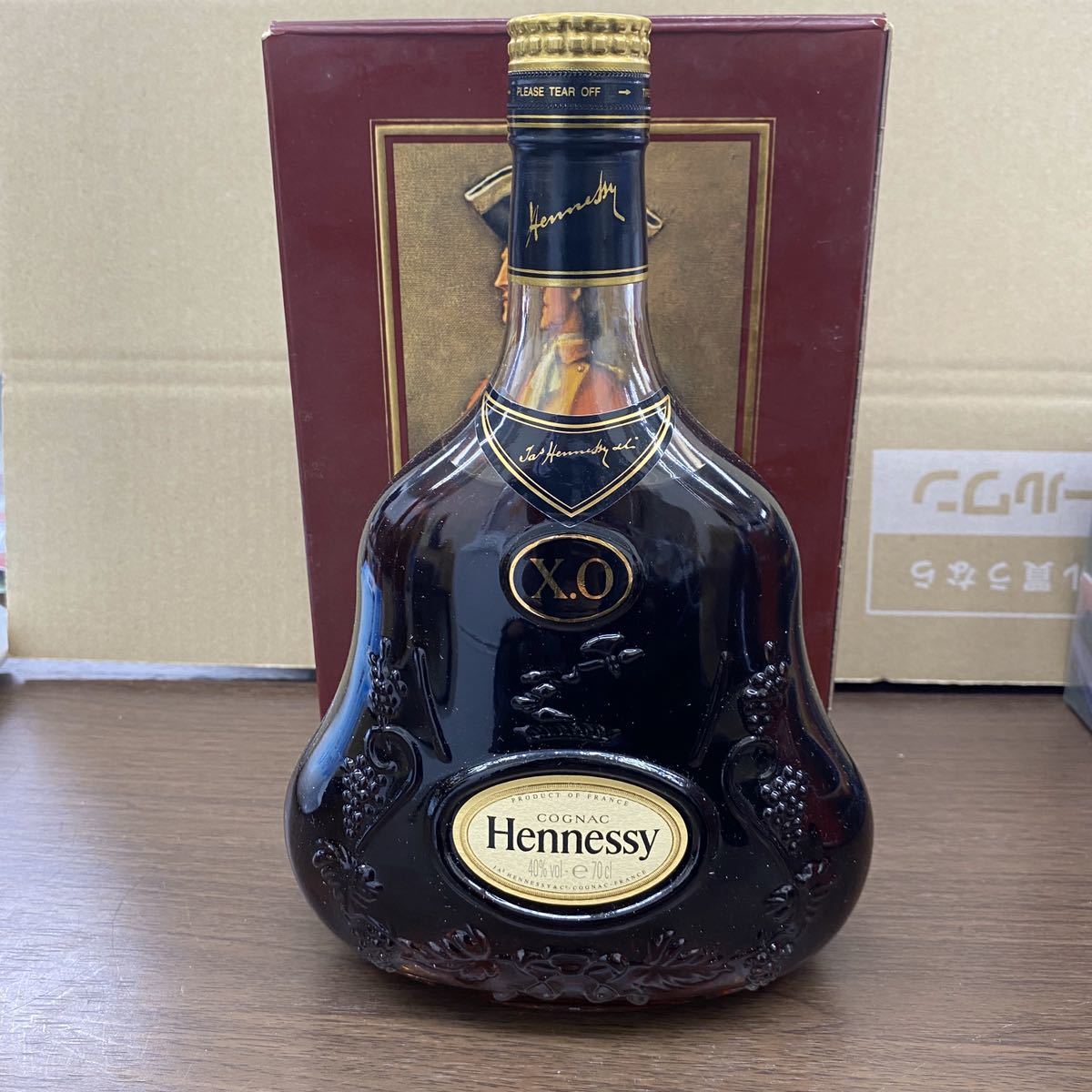 品質保証，爆買い 未開栓 Hennessy ヘネシー XO ヘネシーXO クリアボトル 金キャップ 古酒 箱付き(ヘネシー)｜売買されたオークション情報、yahooの商品情報をアーカイブ公開 - オークファン コニャック