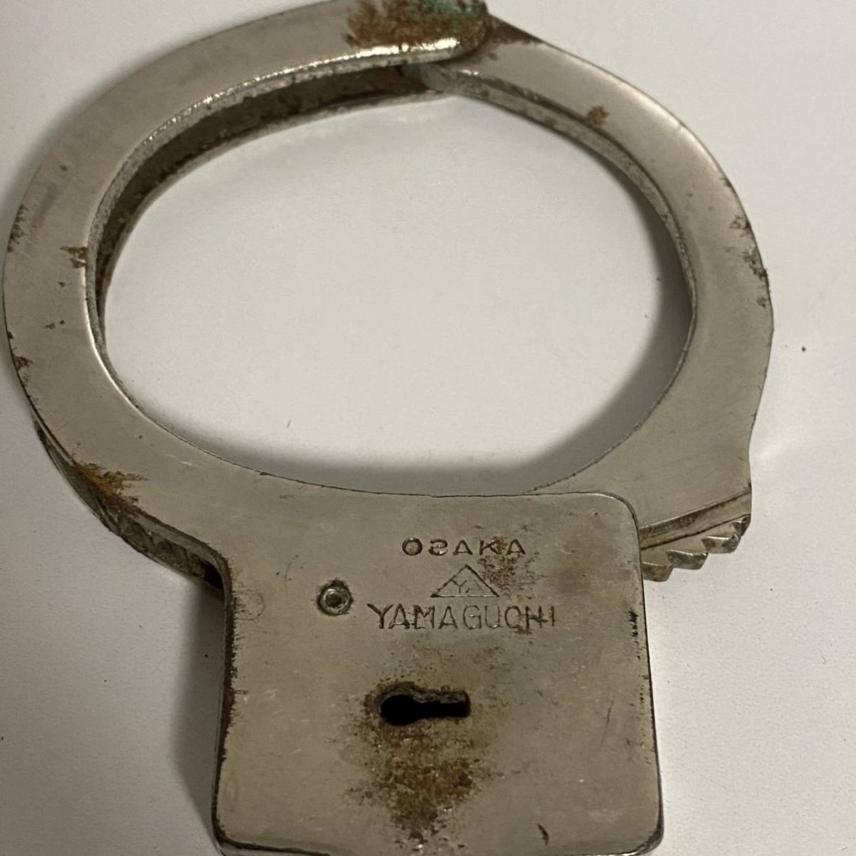 警察 旧手錠 手縄 警察グッズ 売買されたオークション情報 Yahooの商品情報をアーカイブ公開 オークファン Aucfan Com