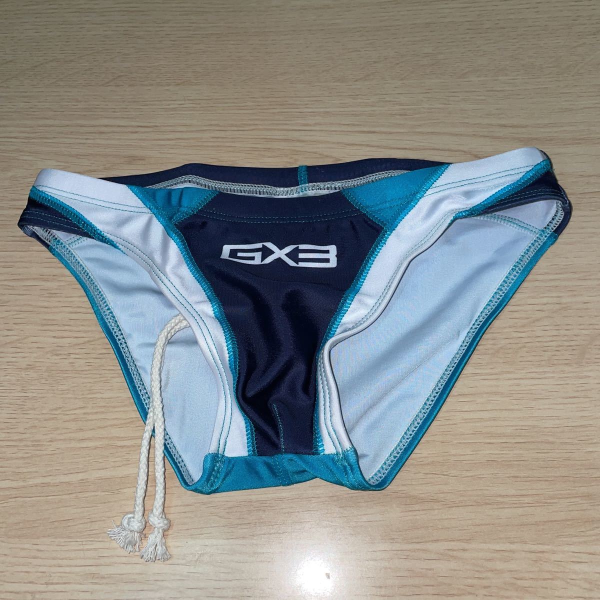 【お得，新作】 GX3ジーバイスリービキニ BIKINI SWIMWEAR スプラッシュSPLASH 2020年モデル ネイビー水着 競パンK990(Sサイズ)｜売買されたオークション情報、yahooの商品情報をアーカイブ公開 - オークファン Sサイズ