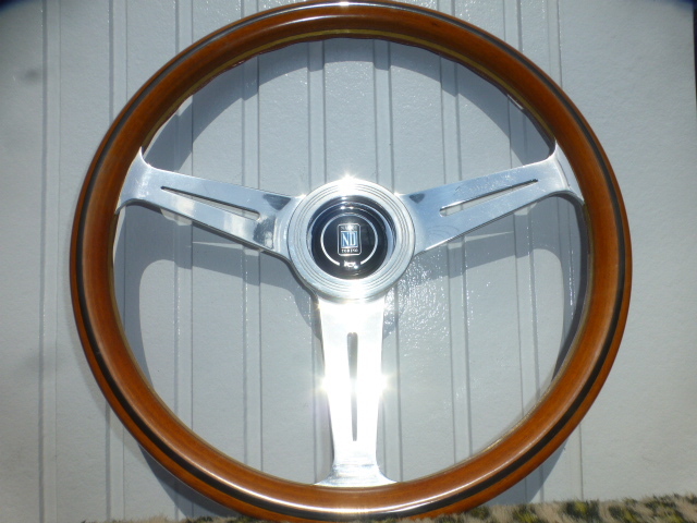美品 ナルディ ステアリング 36π