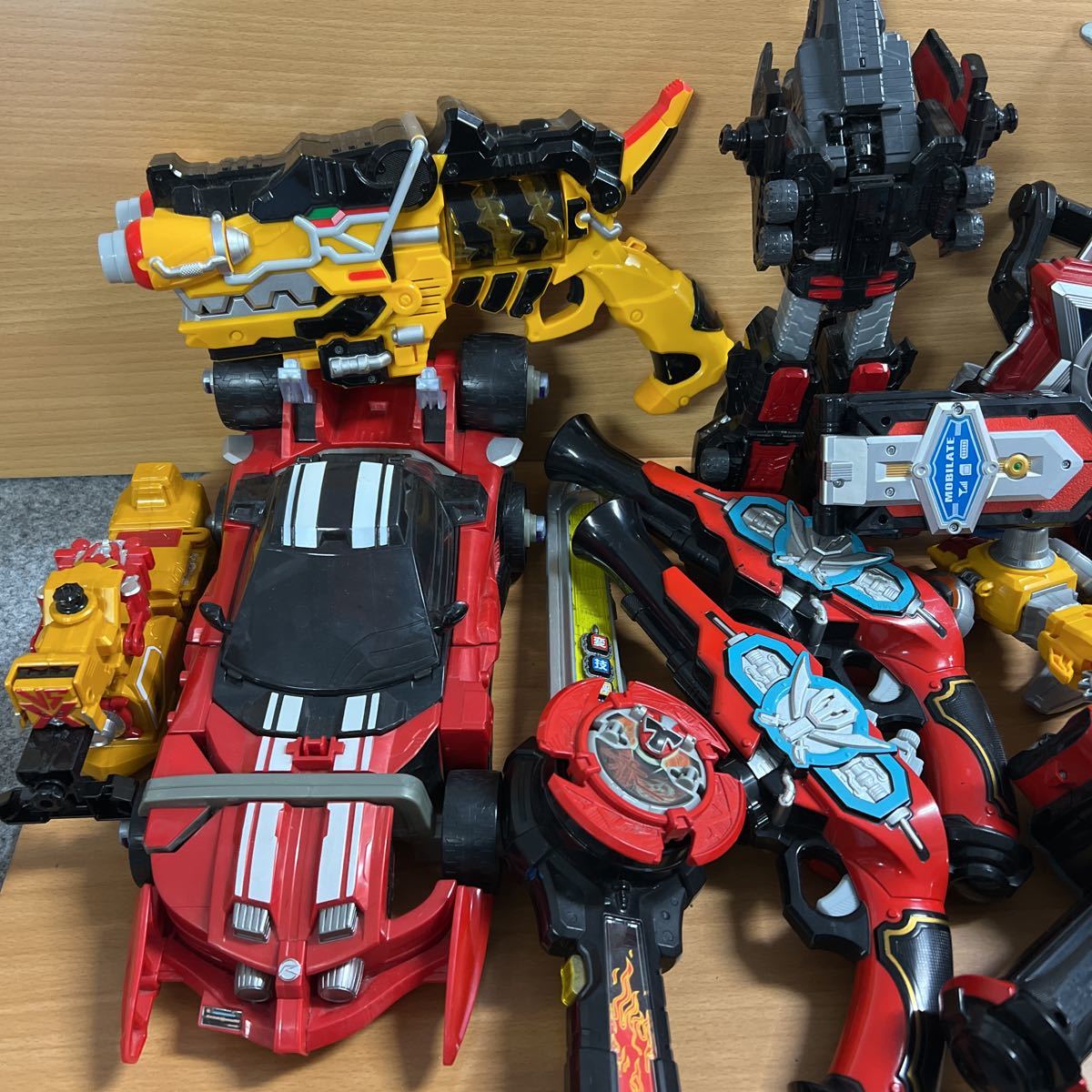 戦隊モノおもちゃまとめ いろいろ集め 石森プロまで車 剣 おもちゃ 炎 