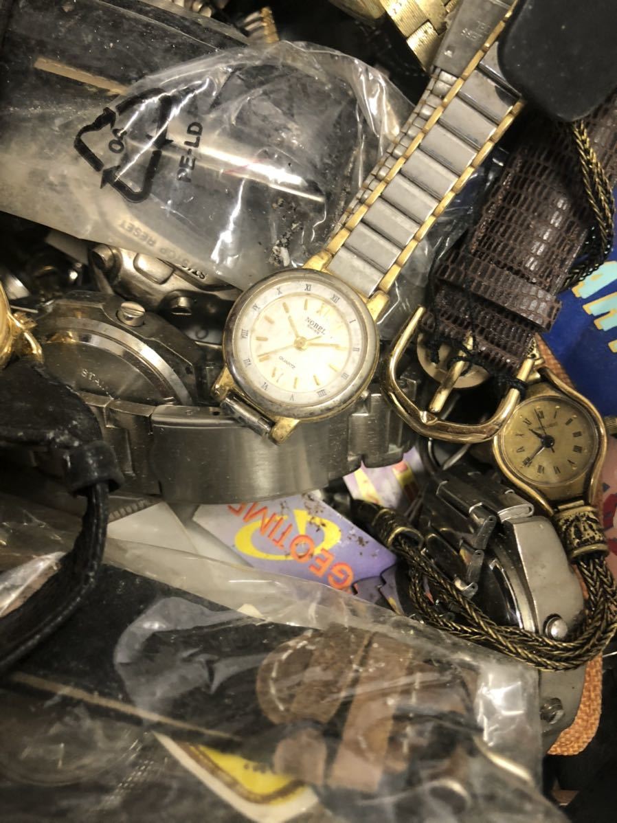 FT0219】1円～ ジャンク時計 まとめ売り 約350点 大量 クォーツ Quartz