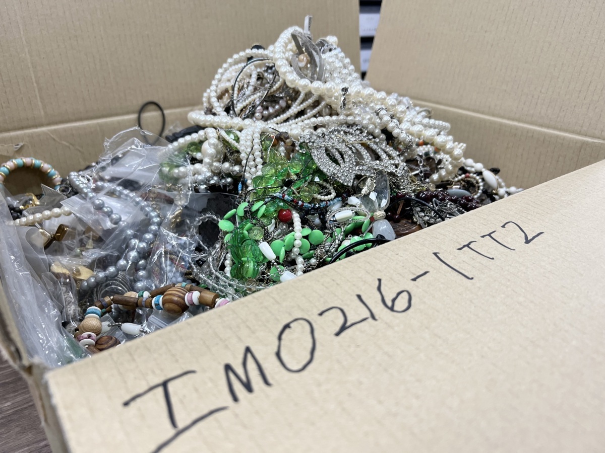 □1円□イミテーション□総重量20kg□アクセサリー□まとめ売り□大量
