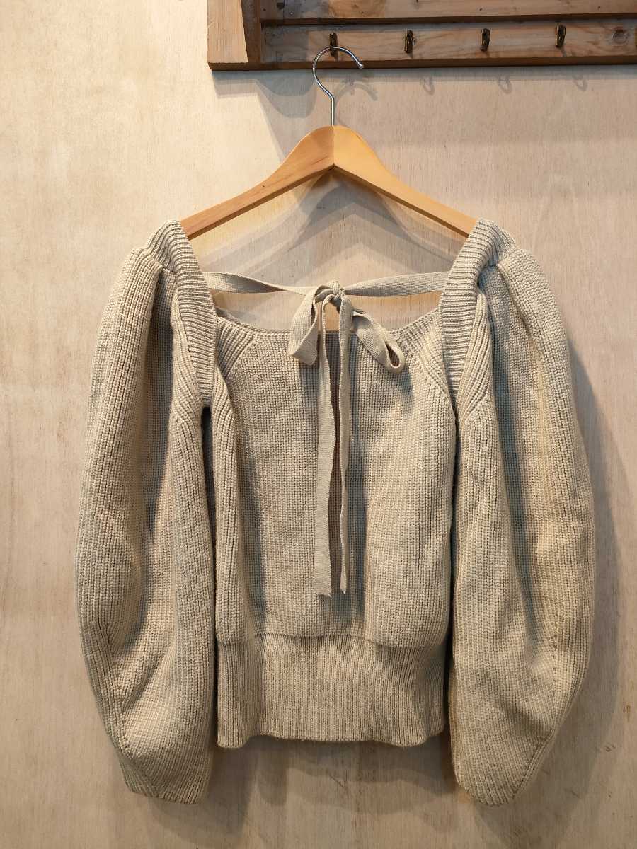 Birthday Bash バースデーバッシュ オフショルダー ニット セーター 背中リボン 胸開き グレー Iw2223 Mサイズ 売買されたオークション情報 Yahooの商品情報をアーカイブ公開 オークファン Aucfan Com