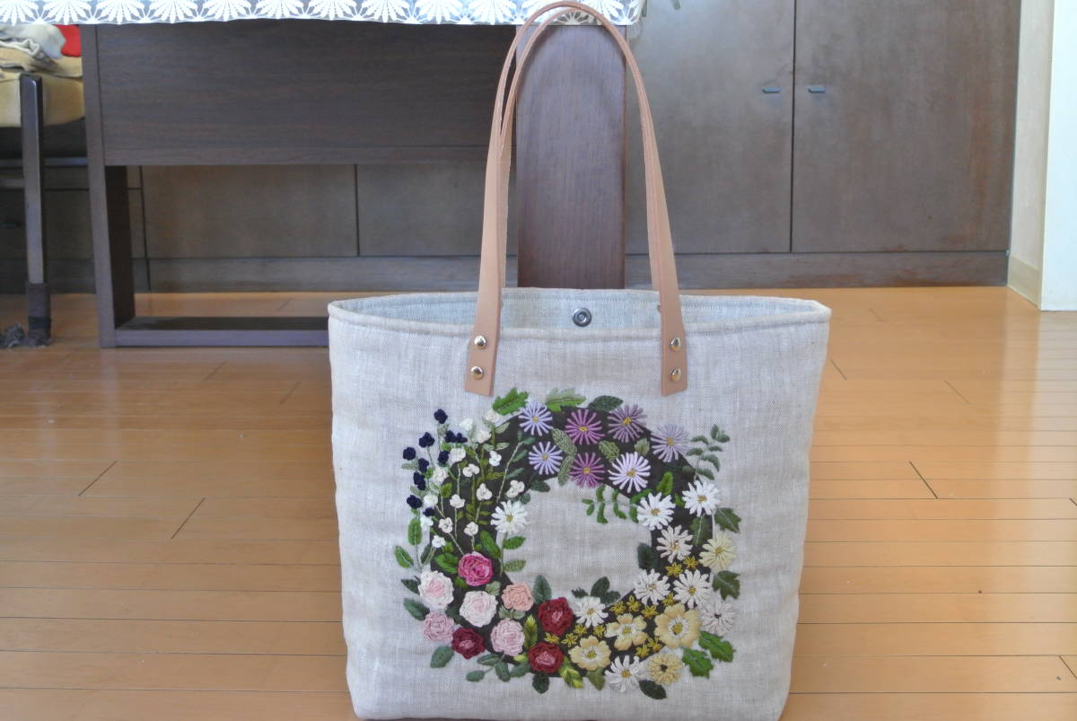 ハンドメイド　刺繍バッグ　 (2022年2月23日）