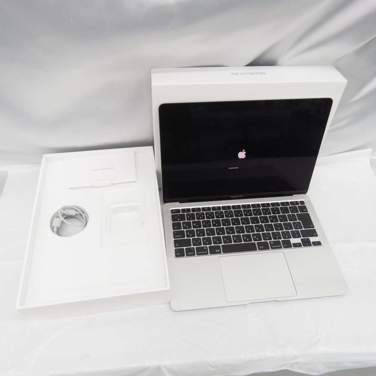 MacBook Air 13-inch, (Retinaディスプレイ, 202… Apple 公式通販 