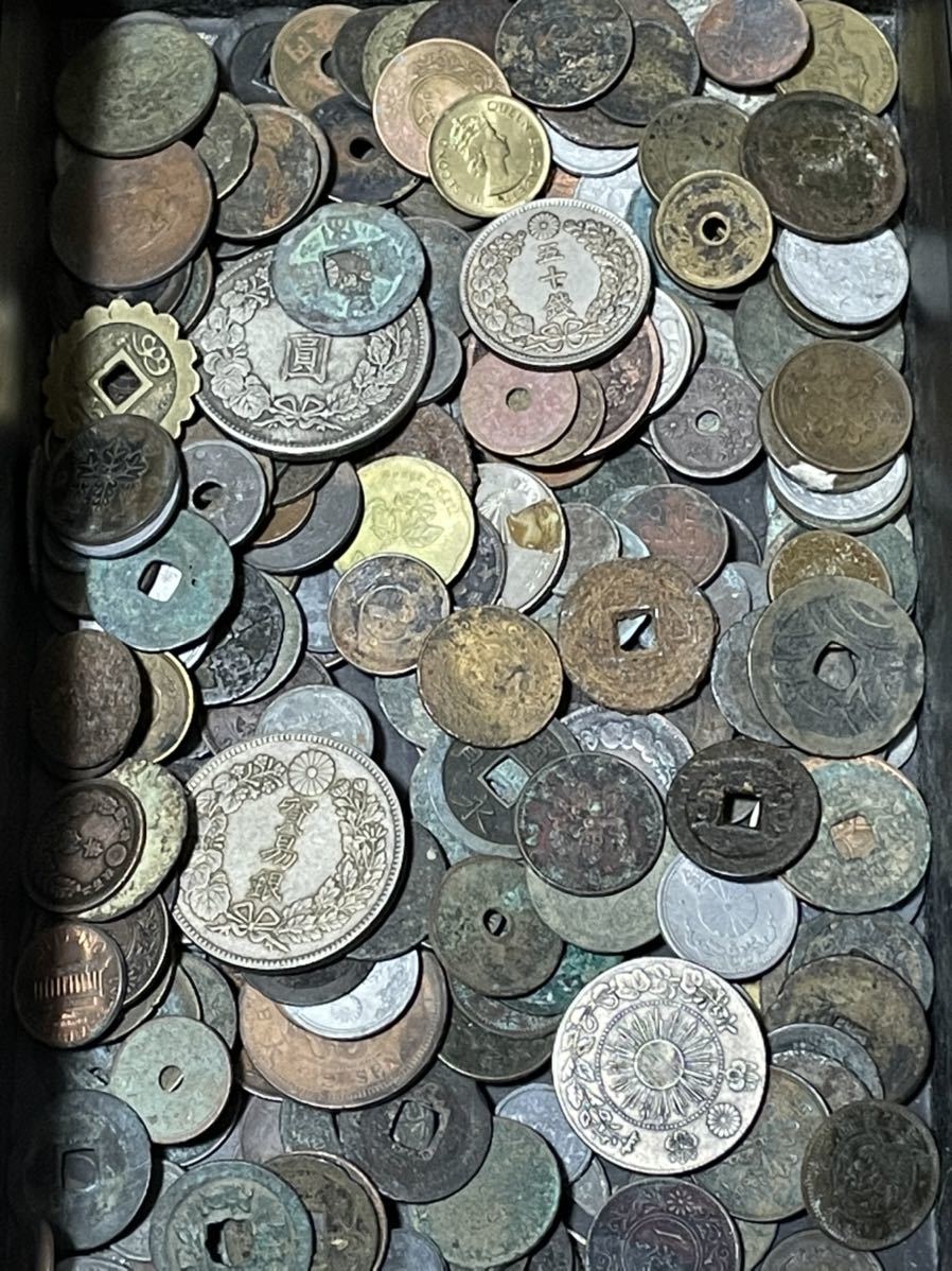 古銭幣 旧家 蔵出 整理品 古錢1kg 明治古銭 二十/五十銭銀貨 硬貨 貿易