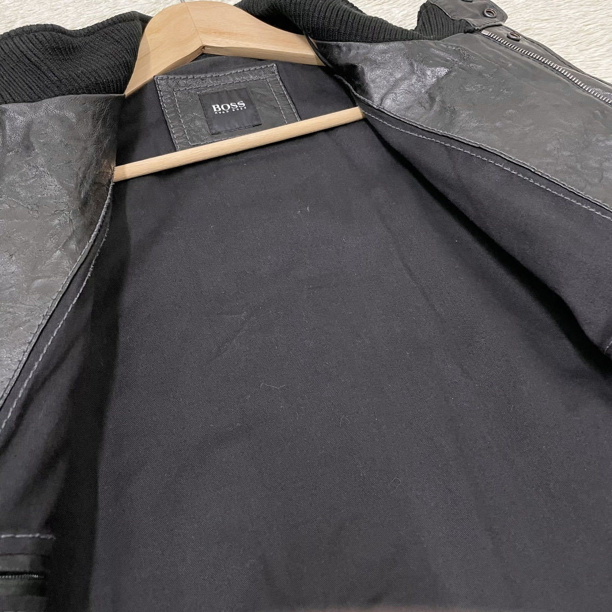 HUGO BOSS】上質コーデ◎シープスキン (羊革) レザーシングル