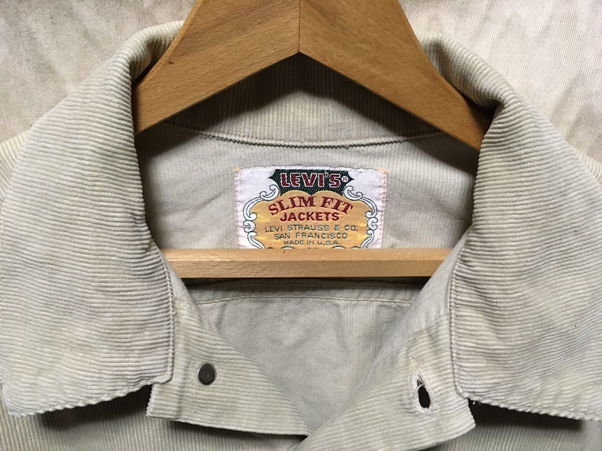 美品 Levi