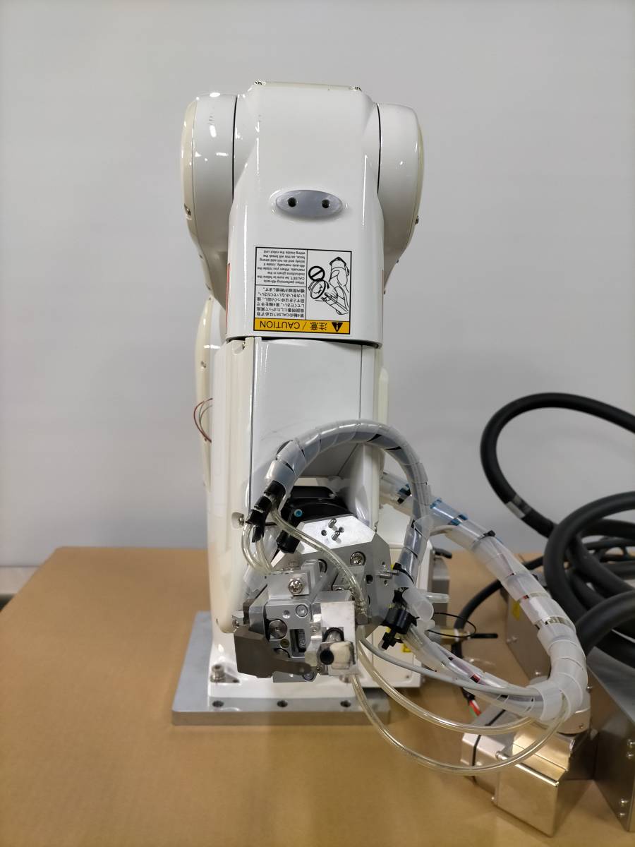 [CK9246] 中古 デンソー DENSO 産業用ロボット 垂直多関節ロボット 6軸タイプ VS050A3-AV6 + RC8-VSA3 現状渡し
