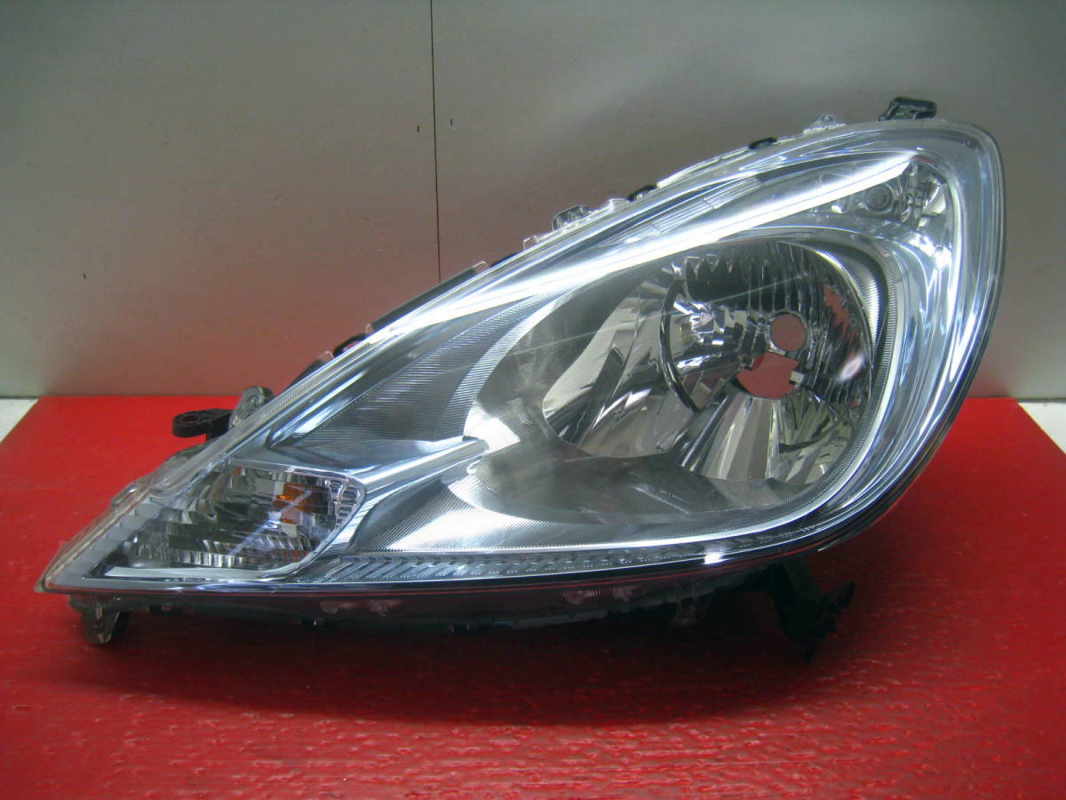 ホンダフィットgp1ヘッドライト純正左右セット ○GP1 フィット