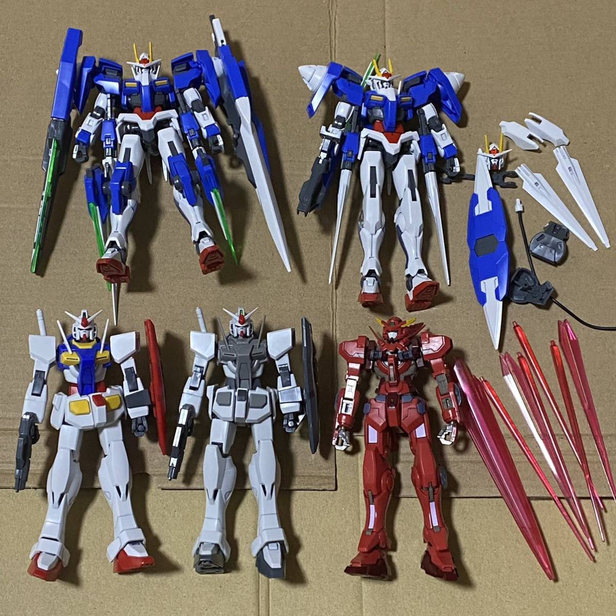 訳アリ】1/144 HG 00ガンダム ダブルオーガンダム ガンダムアストレア