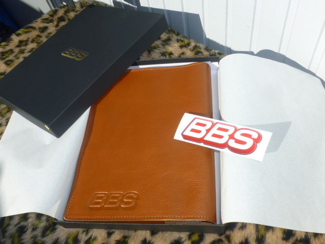 未使用！新品！】貴重 BBS 本革 車検証ケース 車検証入れ ステッカー