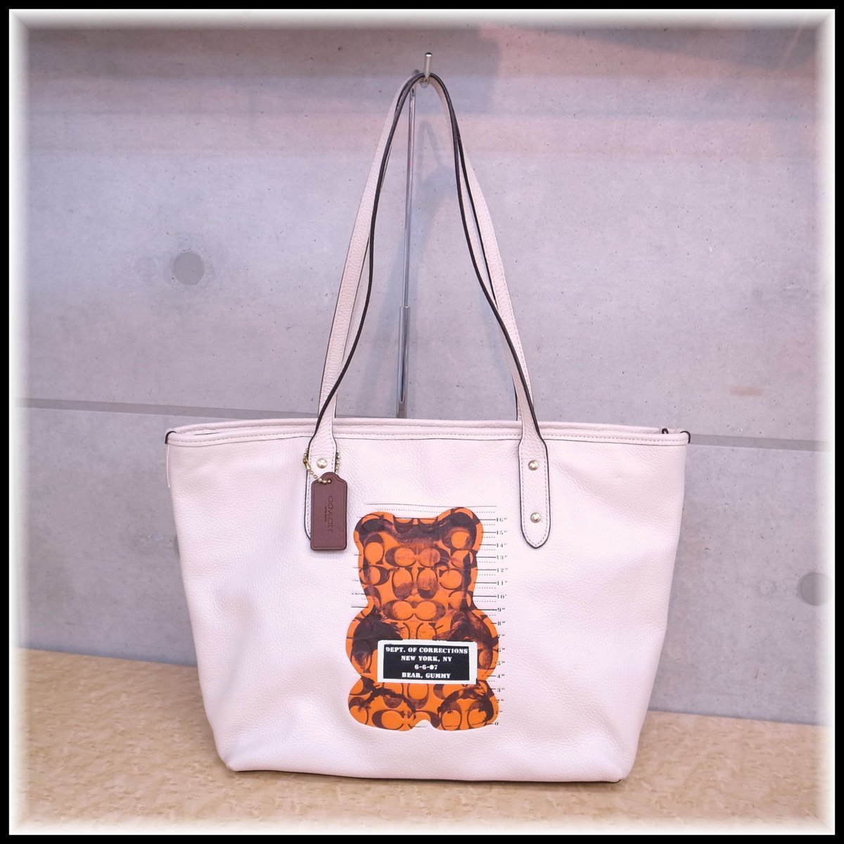 2383T【本物保証】 COACH コーチ トートバッグ ヴァンダル ガミーベア 