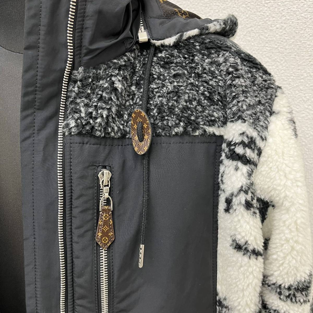 美品 ハンガー付 LOUIS VUITTON ルイヴィトン 21AW フォルナセッティ