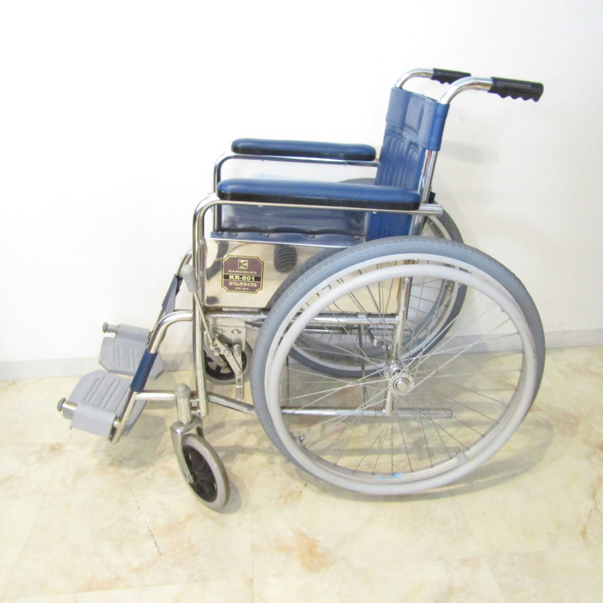 QB7369 KAWAMURA カワムラサイクル 車イス KR-801 車椅子 折りたたみ